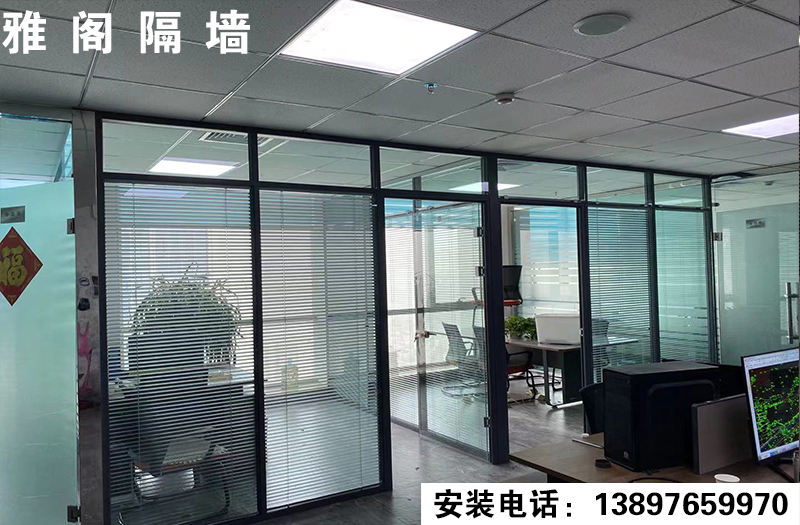 西寧海湖新區(qū)萬(wàn)達(dá)45樓完工！